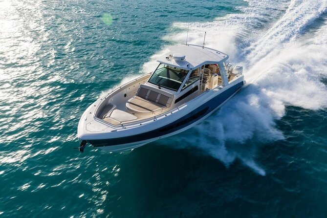 2-Hour Ma'alaea Humpback Whale Watching Cruise for up to 6 Guests - Who gets the most value for $279