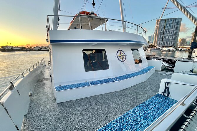 2 Hour Waikiki Whale Watching Cruise from Oahu - The boat, decks, and underwater room