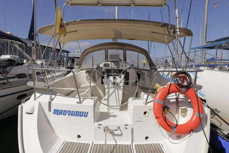3h Whale Watching Private tour Beneteau Oceanis 440 - Practical details that make the day easier