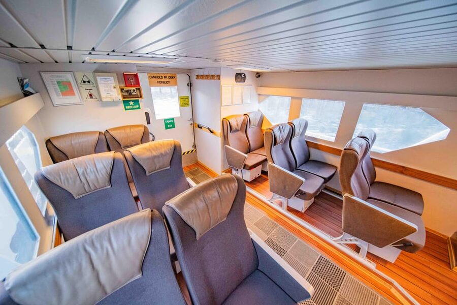 Alta: Altafjord Whale Watching in a Heated Boat - What to wear and what to pack