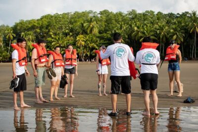 Bahia Ballena Whale and Dolphin Tour – Morning