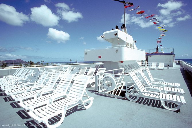 Early Bird Whale Watching Cruise from Waikiki - The whale guarantee needs a close look