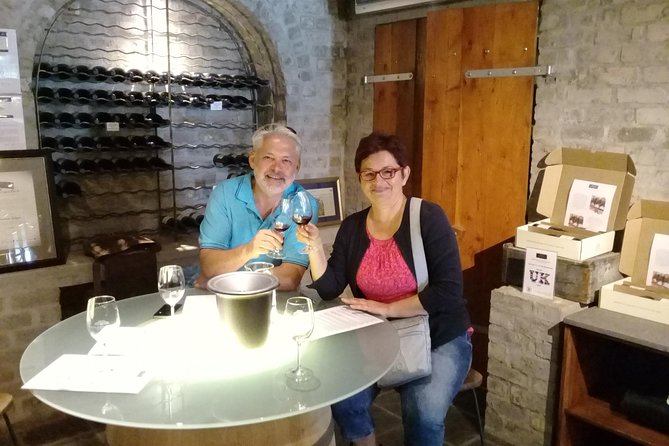 Hermanus Whale Coast Wine Tour (Cape To Grape Wine Tours) - Creation brings chocolate into the afternoon