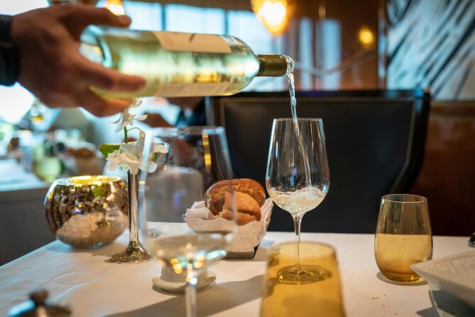 Hermanus Whale Watching and Wine Tasting - Why this Cape Town day works so well