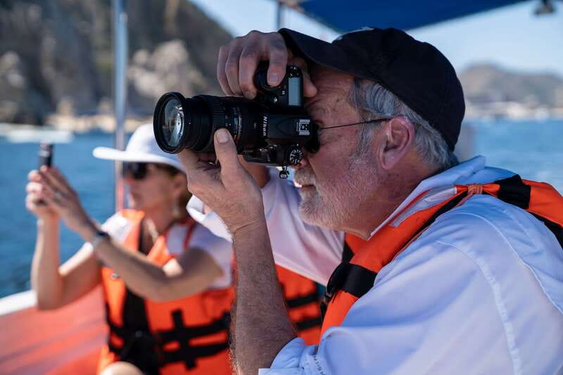 Los Cabos: Whale Watching (Transport and Pictures Included) - The Arch, Land’s End, and the Sea Lion Colony