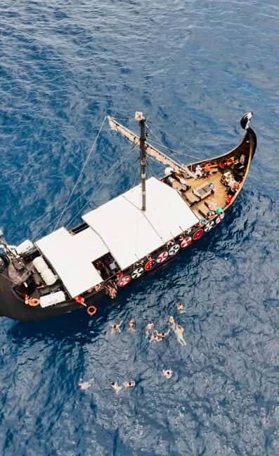 Los Cristianos: Whale Watching Cruise w/Swim Stop & Drinks - Sea conditions, seating, and comfort