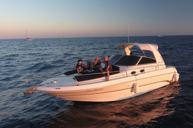 Private Whale Watching on Luxury Yacht in Cabo San Lucas - Cabo’s famous arch before the whale search