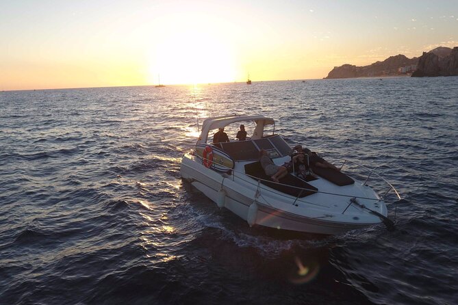 Private Whale Watching on Luxury Yacht in Cabo San Lucas - A closer look at the crew