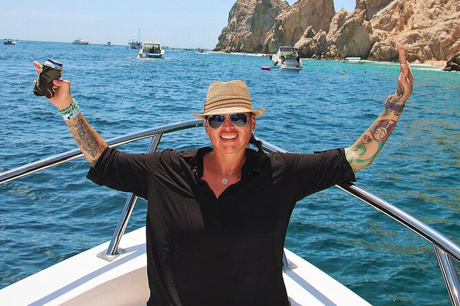 Snorkeling and whale watching Tour in Cabo - What is included, and what you should bring