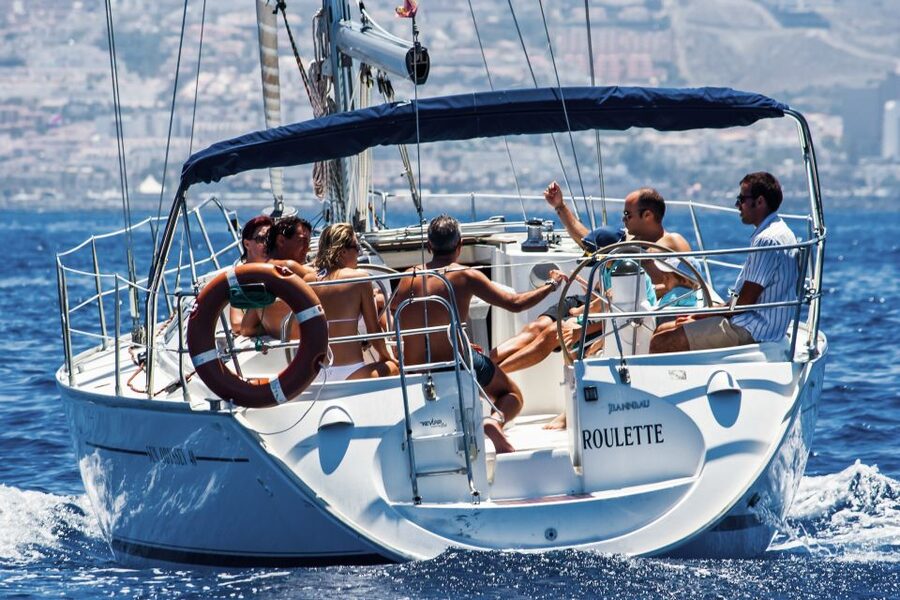 Tenerife: Sailboat Tour Whale Watching Food and Snorkeling - Food, drinks, and the feel on board