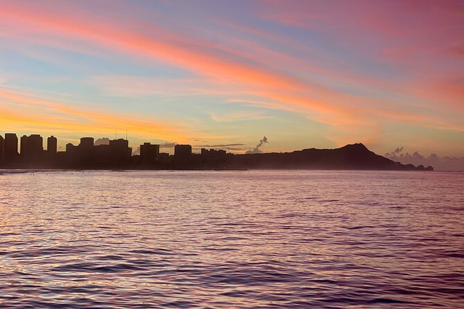 Whale Watching and Sunrise Breakfast Cruise in Honolulu - Breakfast on a moving boat