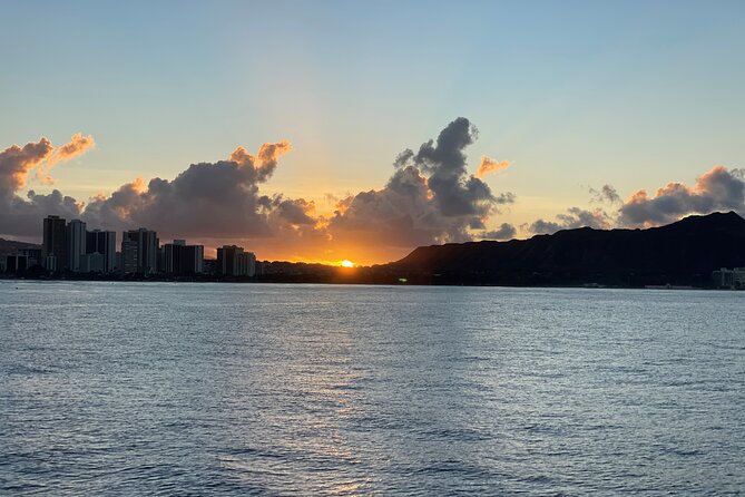 Whale Watching and Sunrise Breakfast Cruise in Honolulu - Who will enjoy this Oahu morning