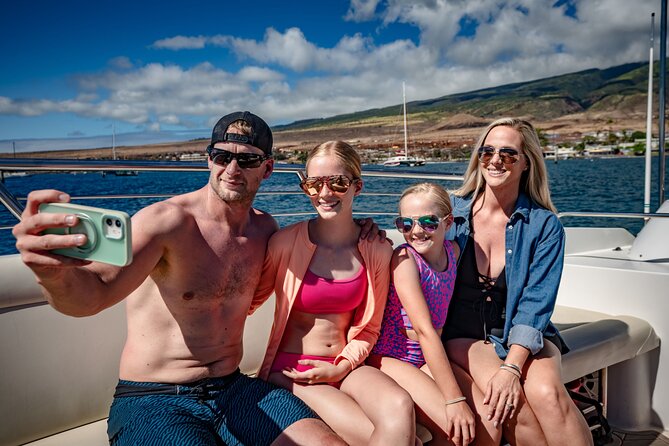 WHALES GUARANTEED Maui Whale Watching Makai Adventures - The crew adds real value to the outing